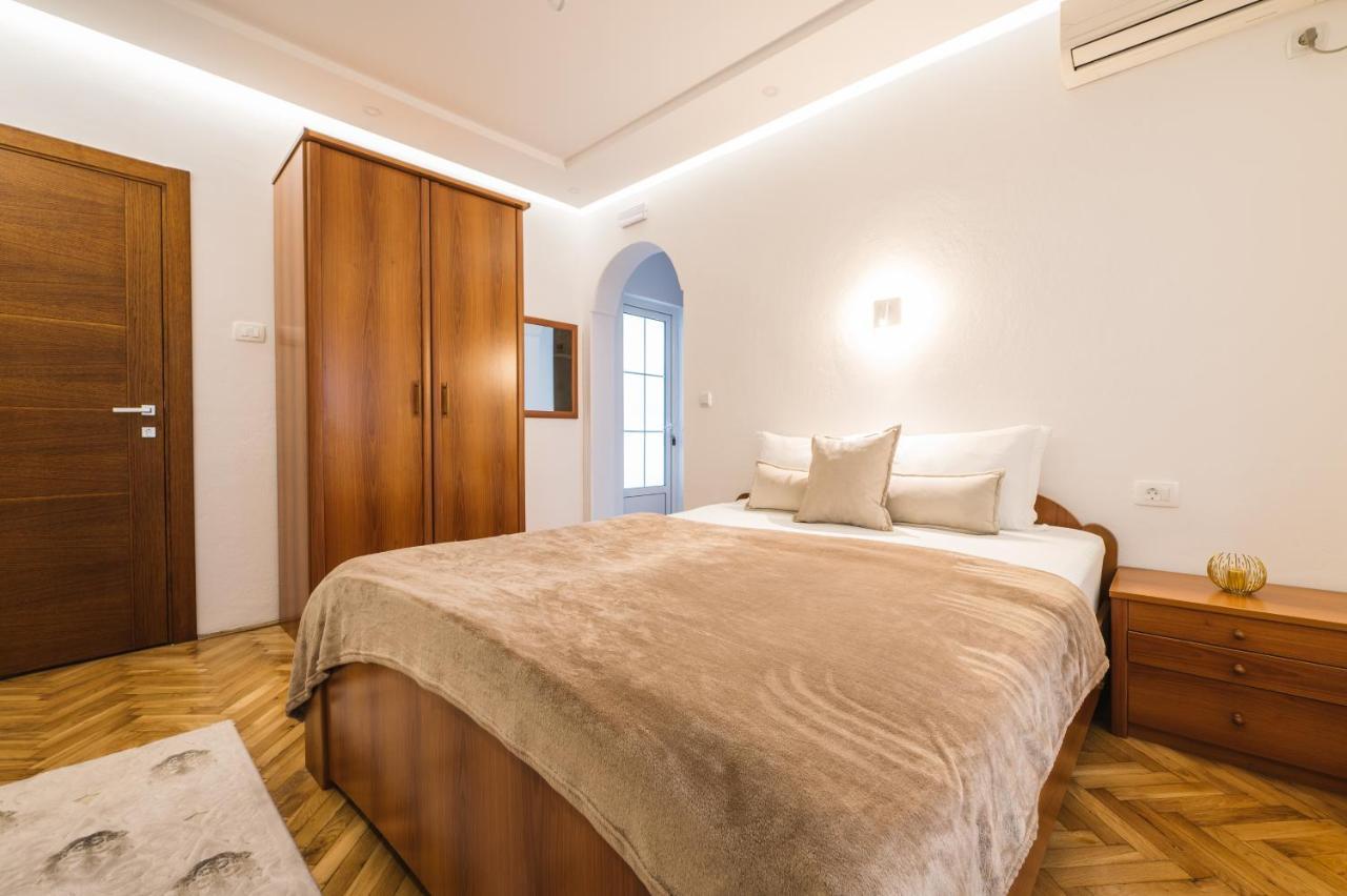 Villa Oleander Ulcinj Buitenkant foto